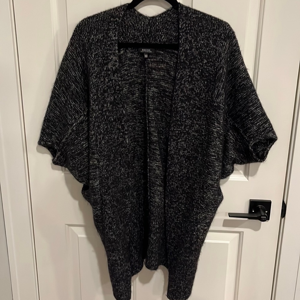Aritzia babaton Javier cocoon cardigan